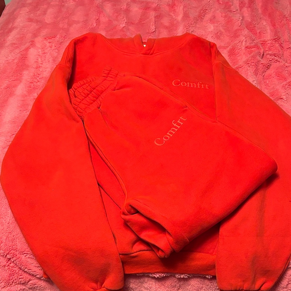 Comftr Women's Red Jumpsuit